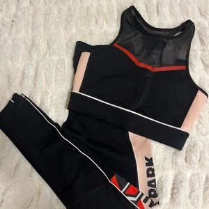 IVY PARK SPORTS BRA & LEGGINGS MATCHING SET